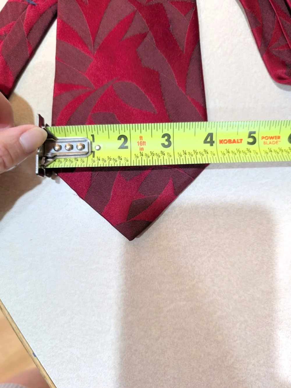 Vintage Murano Italia 100% Silk Tie Burgundy Red Leaf Jacquard Made in USA 3.75
